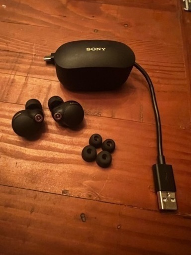 【大幅値下げ】美品中古:Sony WF-1000XM4 イヤホン