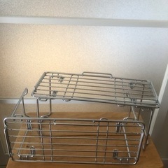 【お譲り決定】調味料ラック  3点とおまけ  写真2枚目の物の画像