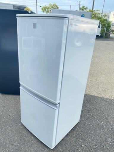 北九州市内配送無料　保証付き　シャープ ２ドア冷凍冷蔵庫 SJ-14E3-KW