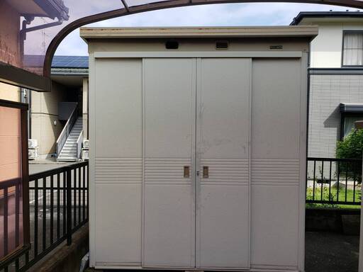 【取引完了】室外用 収納庫 スチール 倉庫 近日処分