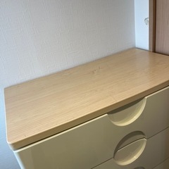 収納棚の画像