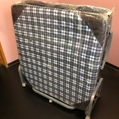 折りたたみシングルベッド
