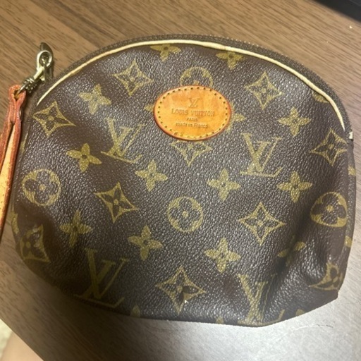 ルイヴィトン　ポーチ