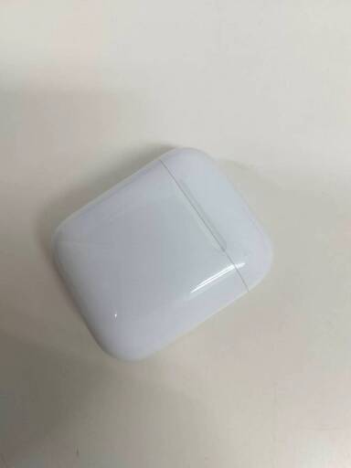 Apple AirPods (A1602) Lightning 充電ケース