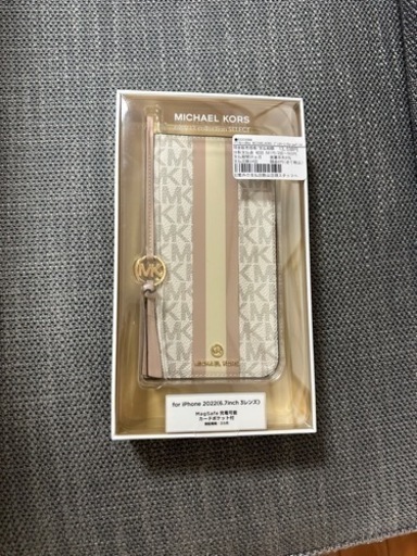 マイケルコース　iPhone14Pro MAX ケース