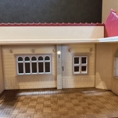シルバニアファミリー赤い屋根の大きな家の画像