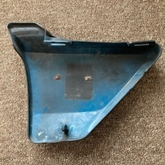 旧車希少　GS750G 右サイドカバーの画像