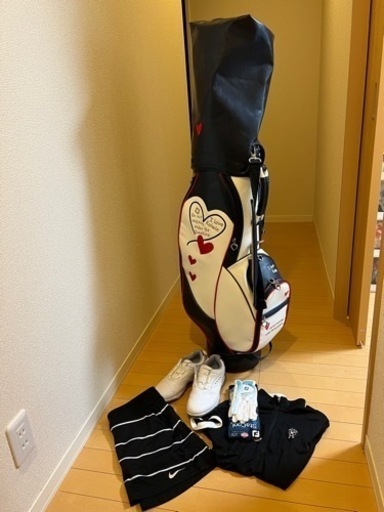 レディースゴルフセット&シューズと手袋とウェア【ハーフセット・（コルウィンキャディバッグ）】