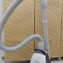 商談中【恵庭】Panasonic　パナソニック　紙パック式掃除機...
