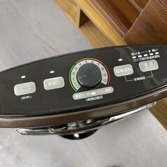 ヤマゼン カーボンヒーター 遠赤外線ヒーター 2017年製 DBX-J122(T) ブラウン 首振り機能付き 電気ストーブ YAMAZEN 山善 札幌市手稲区の画像