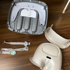 ingenuity　ベビーチェアの画像