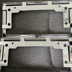 ダイハツ純正ナンバーフレームの画像