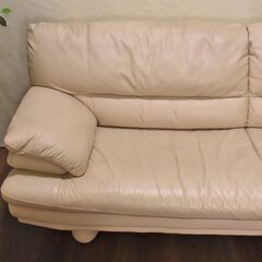 ≪yt854ジ≫ Leatherworld/レザーワールド 本革ソファ 2～3人掛け 幅210cm 白系/アイボリー系/レザー IDC大塚 現状品 50807-14の画像