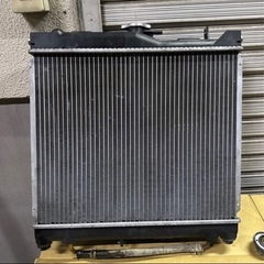 ジムニー　JB23 6型　純正 ラジエーター　ファン付きの画像