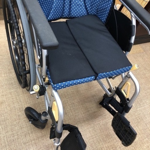 日進　ウルトラシリーズ　車椅子　車イス　車いす　中古品