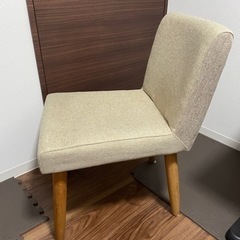 ダイニングチェア2脚の画像