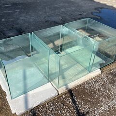 中古フレームレスワイド水槽3種の画像