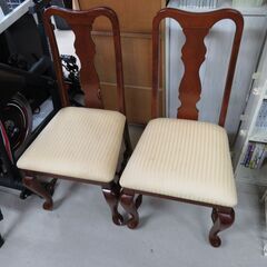希少 大塚家具 リンホーリン 猫足 ダイニングチェア 2脚 座面に汚れ有り|江別市のリサイクルショップドロップの画像