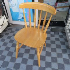 【無料で差し上げます】木の椅子 |江別市のリサイクルショップドロップ