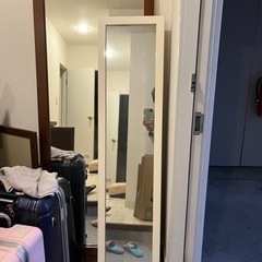 姿鏡の画像