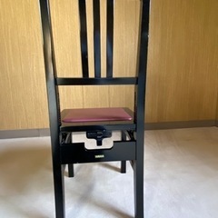 ピアノ椅子　ヤマハの画像