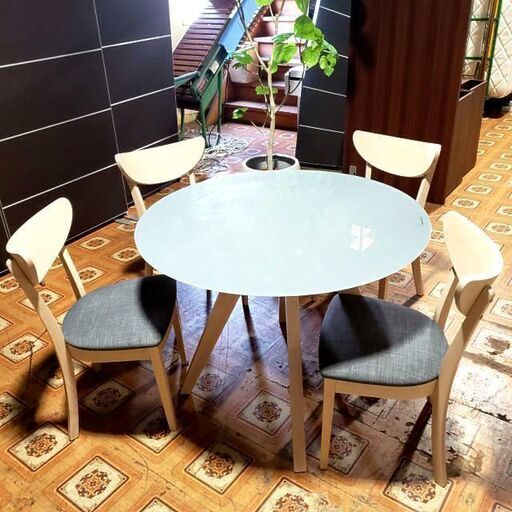 値下げ！20000円→16000円【コレ見て！ 家具】美品 TOKYOinterior/東京インテリア おしゃれな円形ダイニング5点セット 丸テーブル 4人用