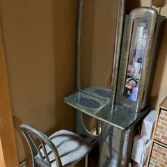 決まりましたイタリア製　ドレッサー