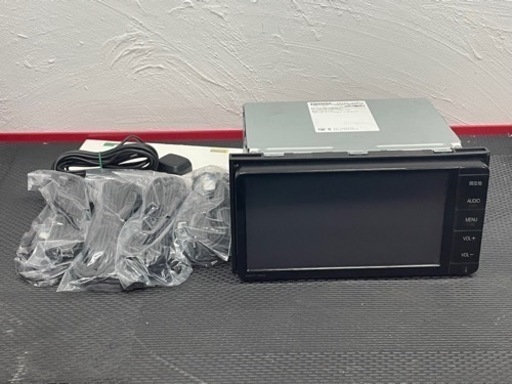 トヨタ純正ナビ　フルセグBluetooth  NSZT-W64