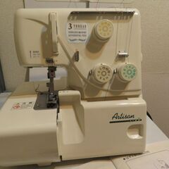 ♦ロックミシン♦1本針3本糸　ジューキArtisan370D
