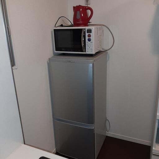 冷蔵庫　電子レンジ　ケトル