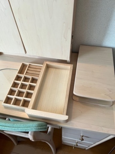 【木製化粧台】機能的かわいいドレッサー三面鏡収納イス付き