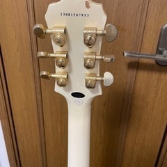 エピフォン・ギター（ハードケース付き）の画像