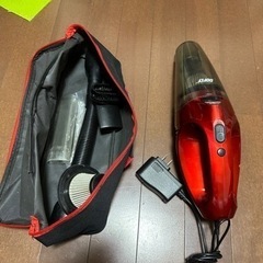 取引中！充電式掃除機 主に車で使用してました。