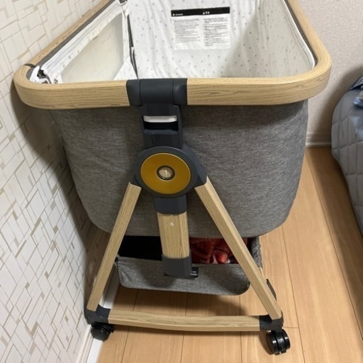 ベビーベッド
