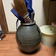 大きい壺