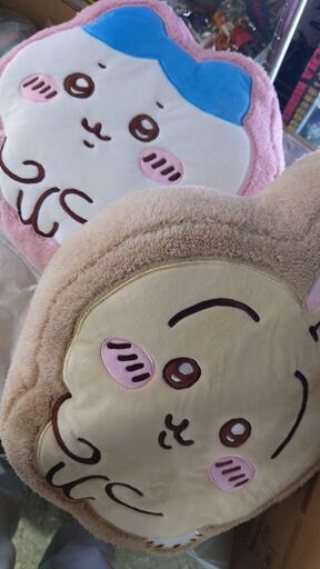 ちいかわ もこもこダイカットクッションVol.2  全2種セット