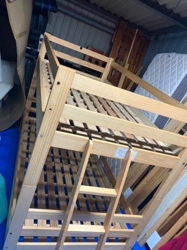 綺麗な二段ベッド　フレームのみ