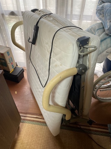昇降機能付きベッド　中古