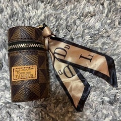 shein バッグチャーム　小物入れの画像