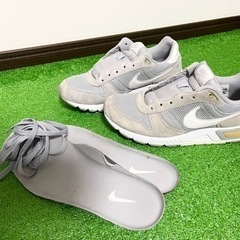 NIKE NIGHTGAZER ナイキ　ナイトゲイザー　ホワイト...