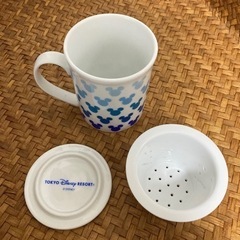 再値下げ！　ディズニー　ミッキー　マグカップ　茶こし付きの画像