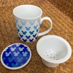 再値下げ！　ディズニー　ミッキー　マグカップ　茶こし付きの画像