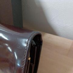 GUCCI　グッチ　財布　エナメル　ブラウンの画像