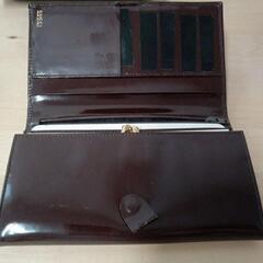 GUCCI　グッチ　財布　エナメル　ブラウンの画像