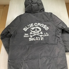 BLUE CROSS ダウンコートの画像