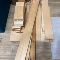 取引中　DIYの木の廃材　破棄予定
