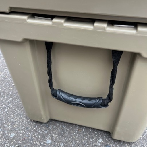 FIELDOOR ノーザンクーラーボックス 容量66.2L 密閉 長時間 保冷 キャンプ BBQ 釣り レジャー 災害
