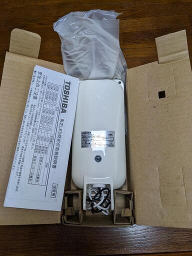 東芝LED防犯灯