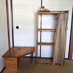 DIYの収納棚とコーナー用棚