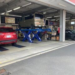 【いずも店】自動車整備士／2級整備士・ブランクありも可（カー用品店）の画像